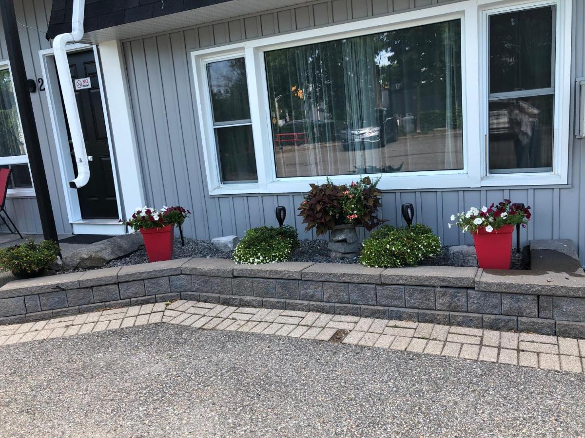 New Rockland Motel Bobcaygeon Екстериор снимка